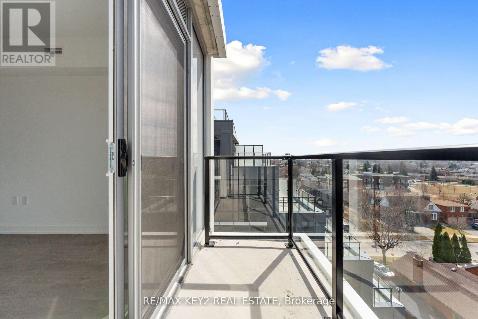 702 - 556 Marlee Avenue, Toronto, Ontario  M6B 0B1 - Photo 12 - W13242764