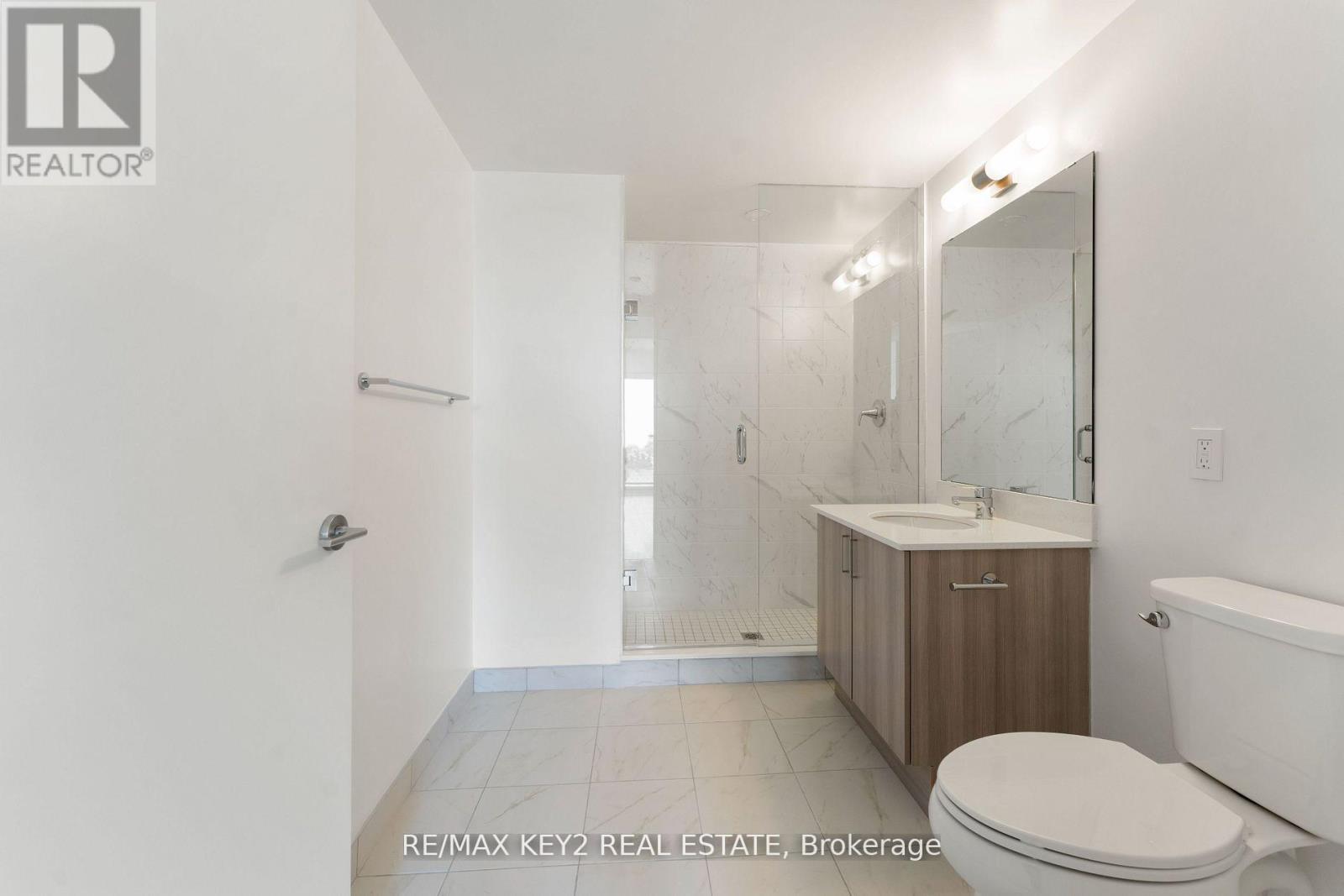 702 - 556 Marlee Avenue, Toronto, Ontario  M6B 0B1 - Photo 9 - W13242764