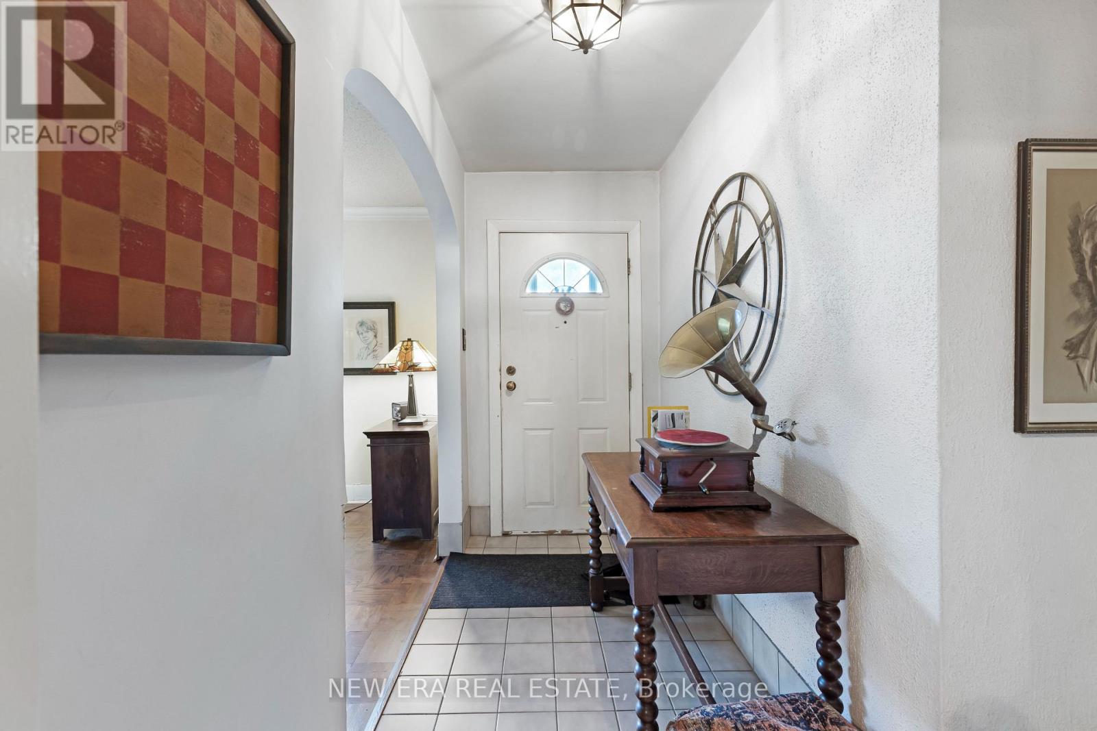 45 Mattice Avenue, Toronto, Ontario  M9B 1T1 - Photo 6 - W13242870