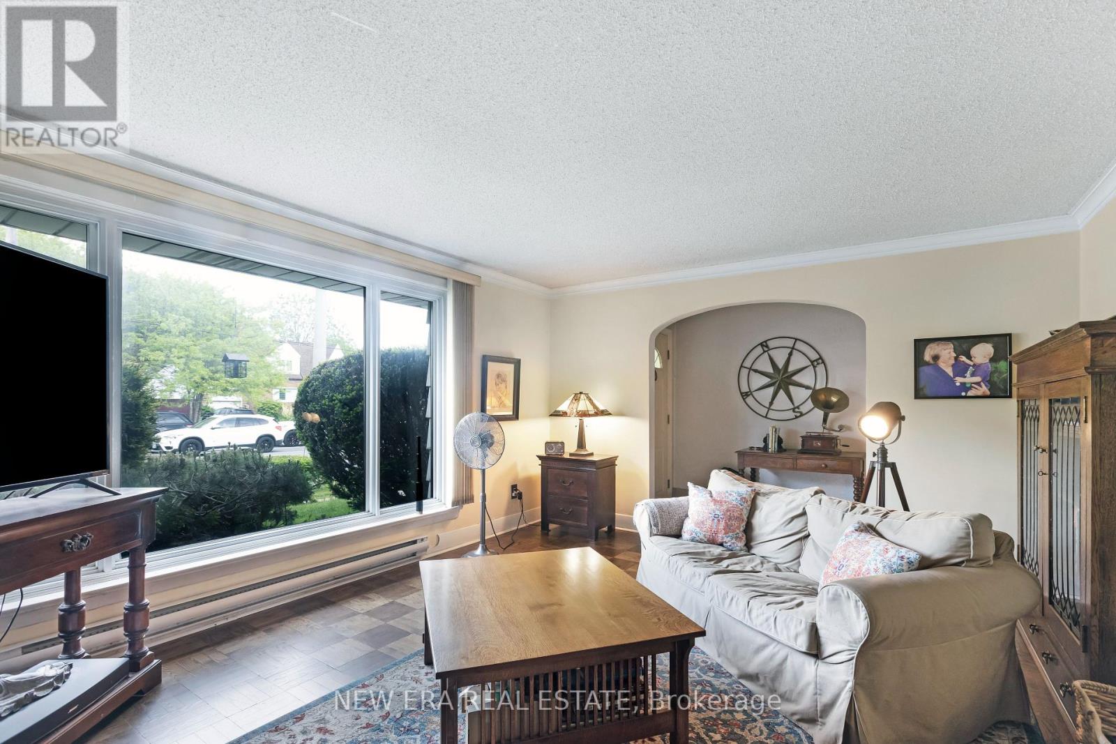 45 Mattice Avenue, Toronto, Ontario  M9B 1T1 - Photo 7 - W13242870