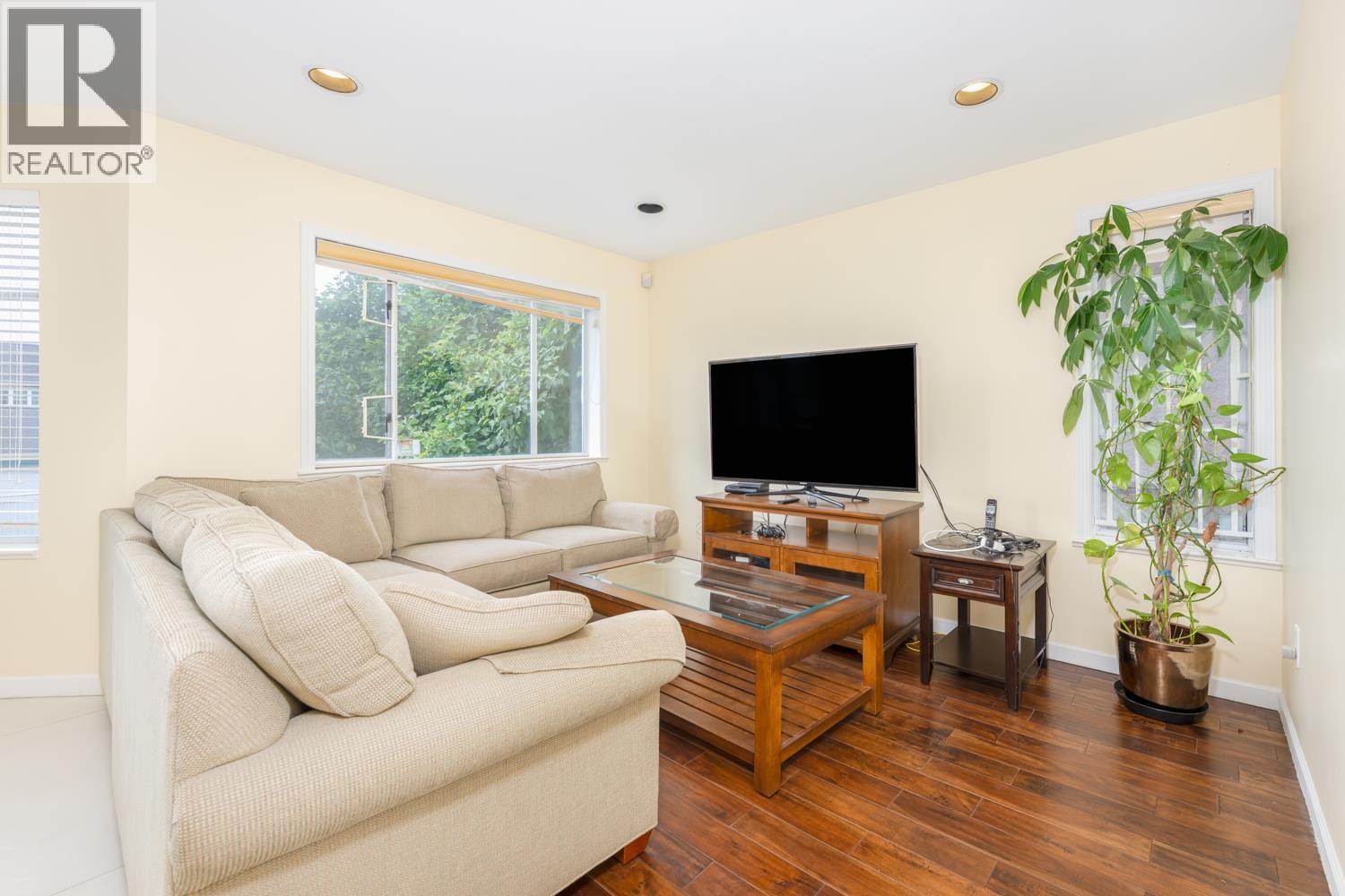 122 W 43rd Avenue, Vancouver, British Columbia  V5Y 2T7 - Photo 12 - R3122553