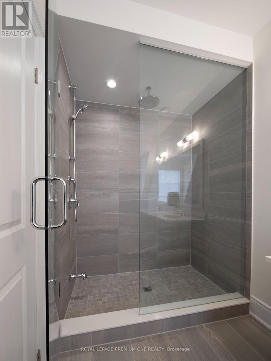 70a Thomas Street, Mississauga, Ontario  L5M 2R6 - Photo 17 - W13242902