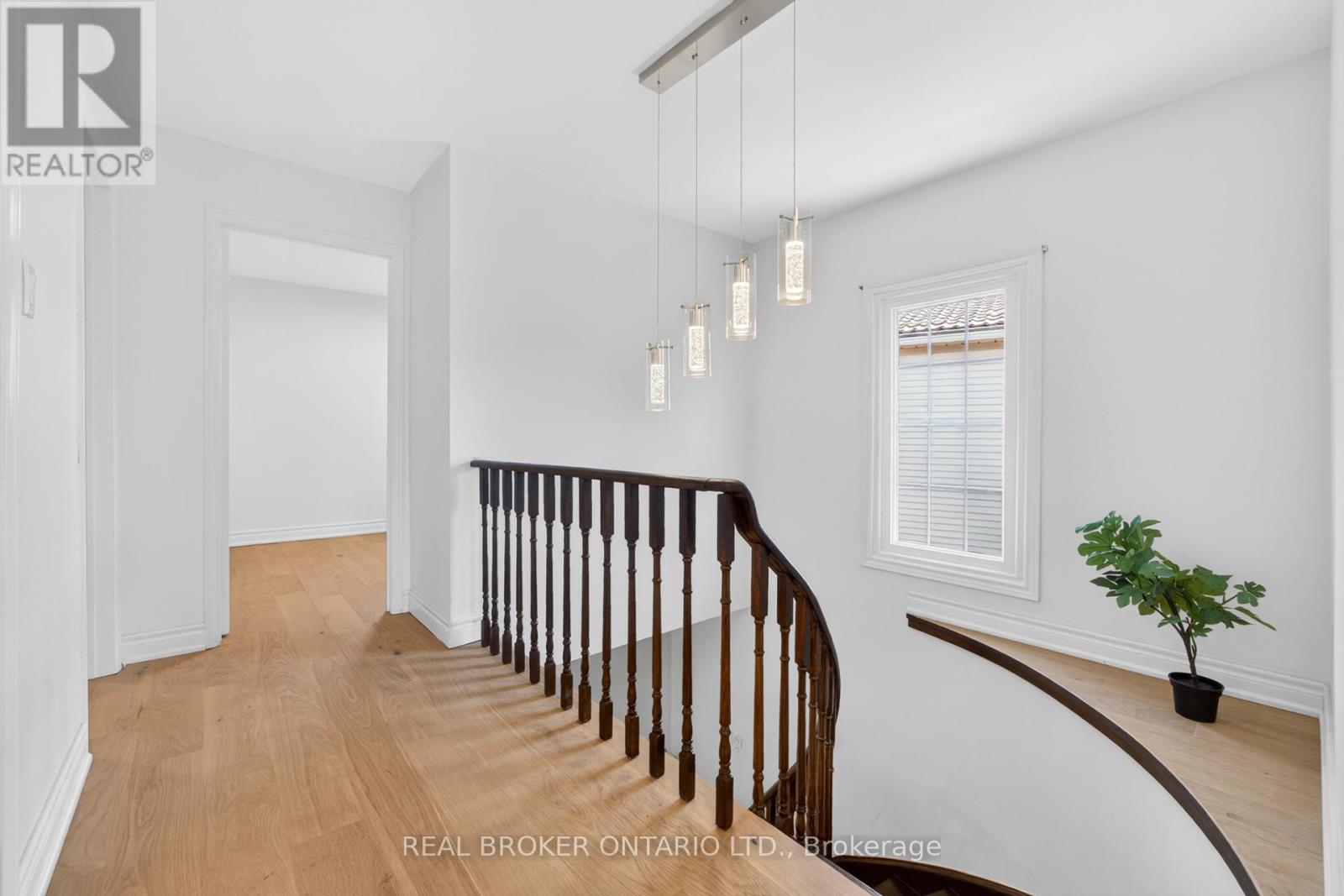 4326 Waterford Crescent, Mississauga, Ontario  L5R 2B2 - Photo 21 - W13242904