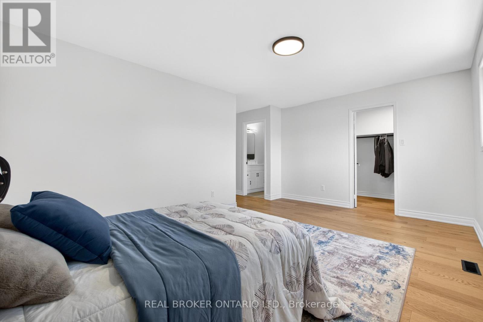 4326 Waterford Crescent, Mississauga, Ontario  L5R 2B2 - Photo 25 - W13242904
