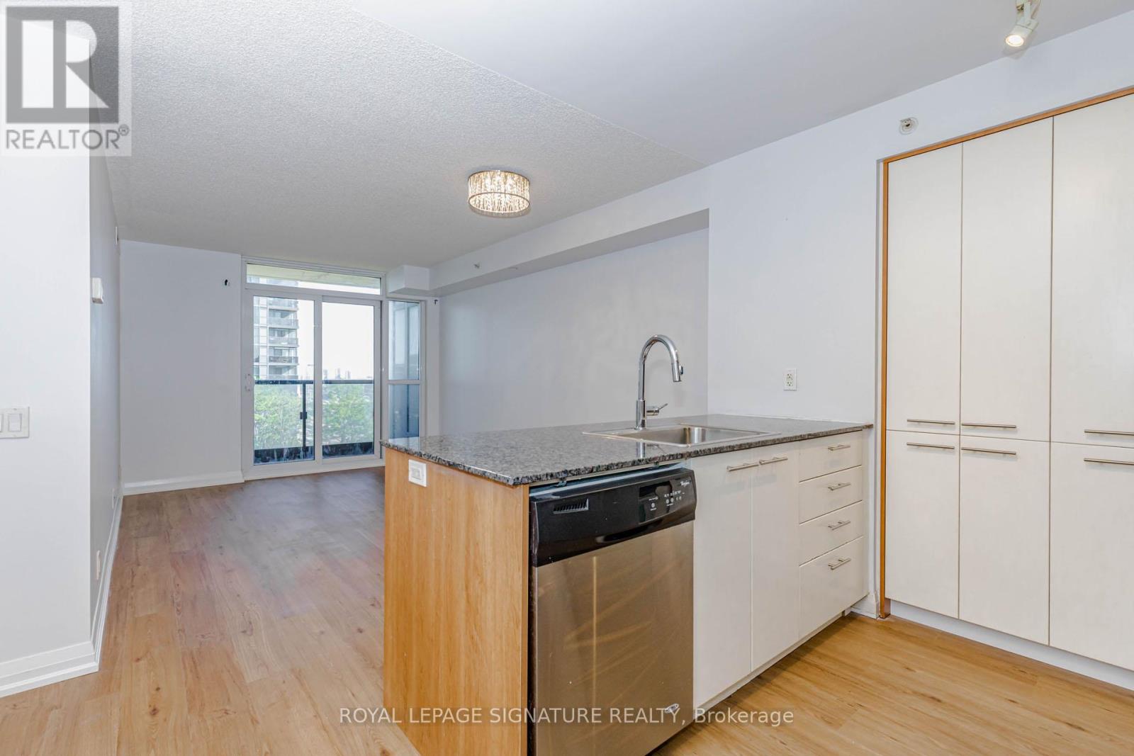 705 - 5 Valhalla Inn Road, Toronto, Ontario  M9B 1S9 - Photo 13 - W13242936