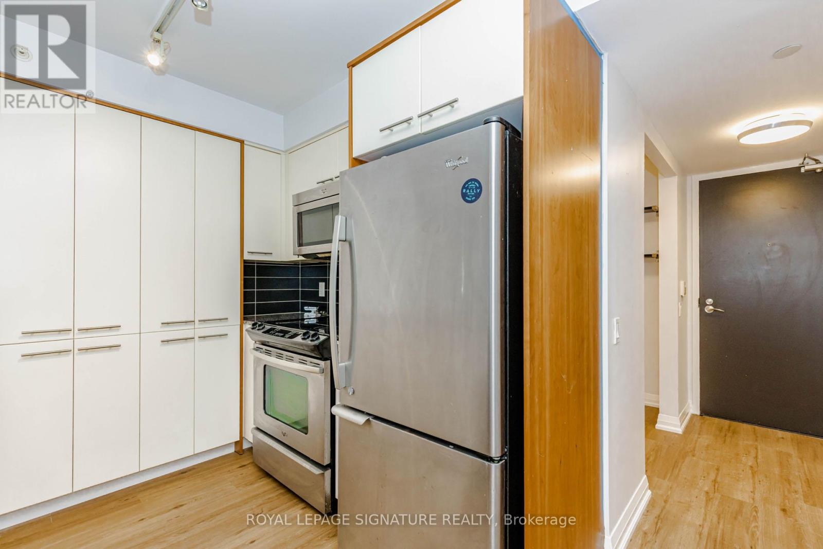 705 - 5 Valhalla Inn Road, Toronto, Ontario  M9B 1S9 - Photo 15 - W13242936