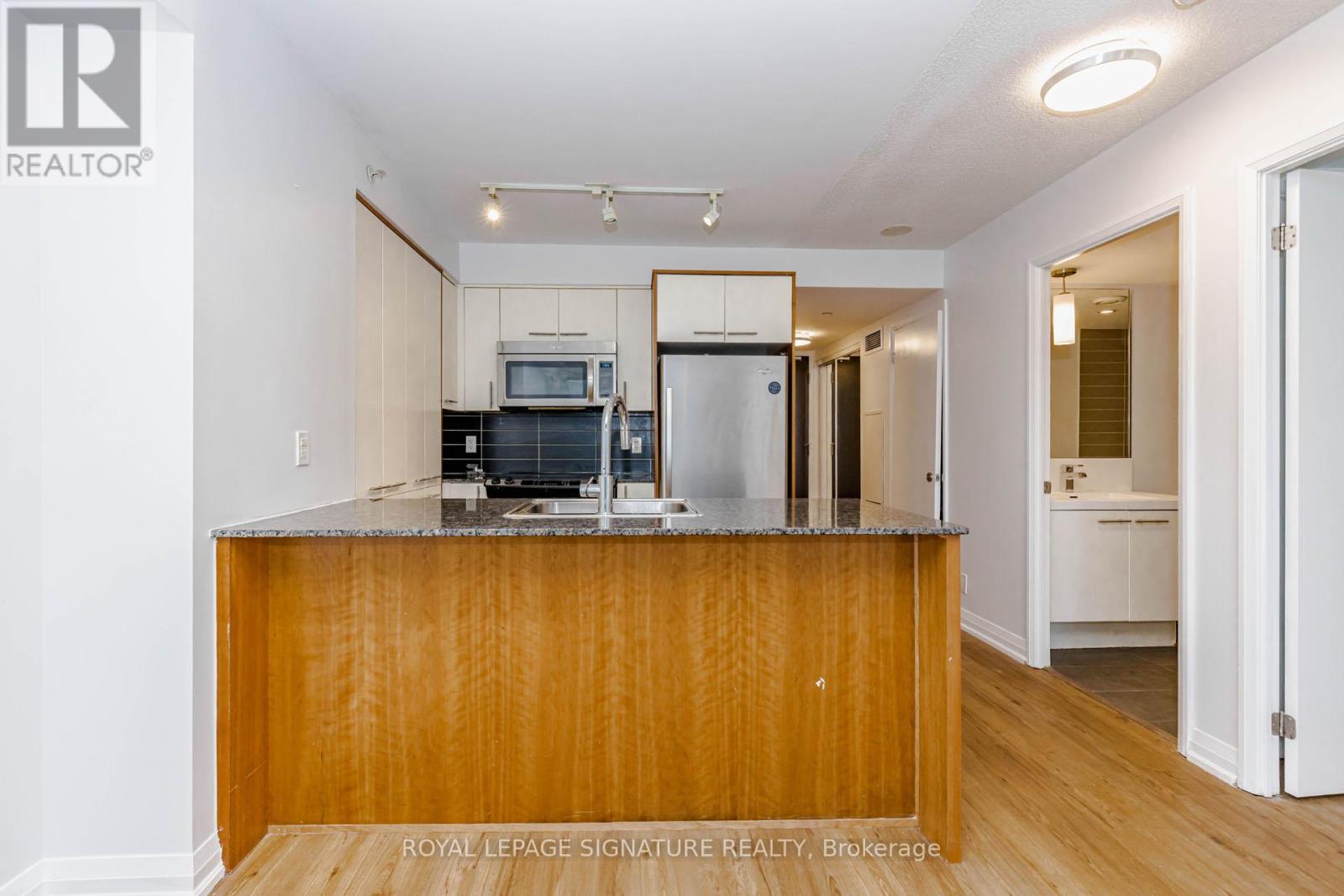 705 - 5 Valhalla Inn Road, Toronto, Ontario  M9B 1S9 - Photo 20 - W13242936