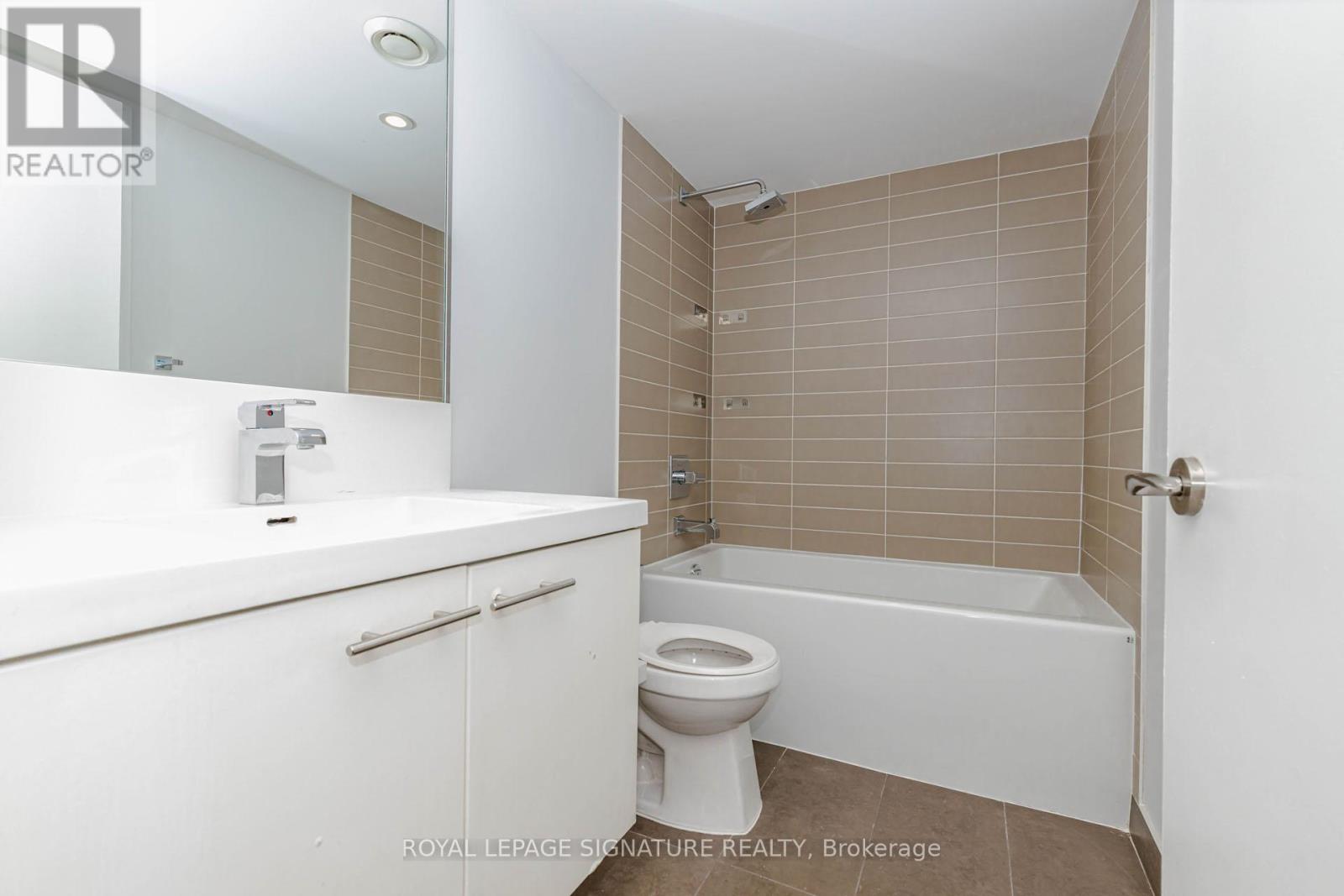 705 - 5 Valhalla Inn Road, Toronto, Ontario  M9B 1S9 - Photo 32 - W13242936