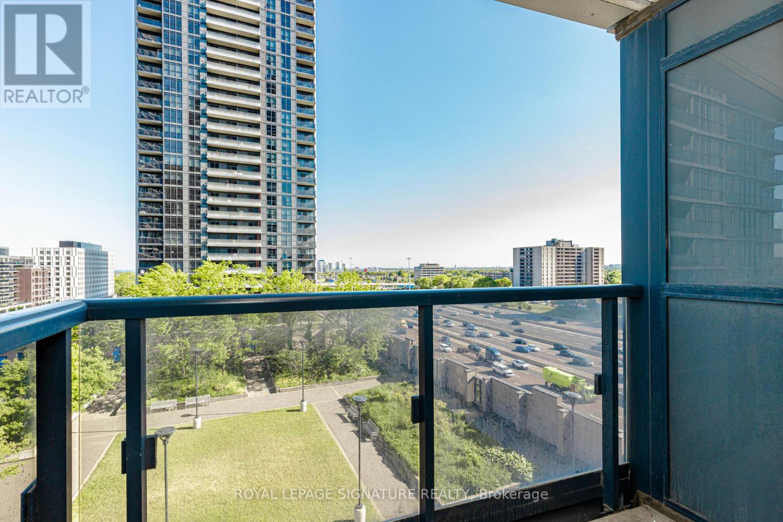 705 - 5 Valhalla Inn Road, Toronto, Ontario  M9B 1S9 - Photo 35 - W13242936