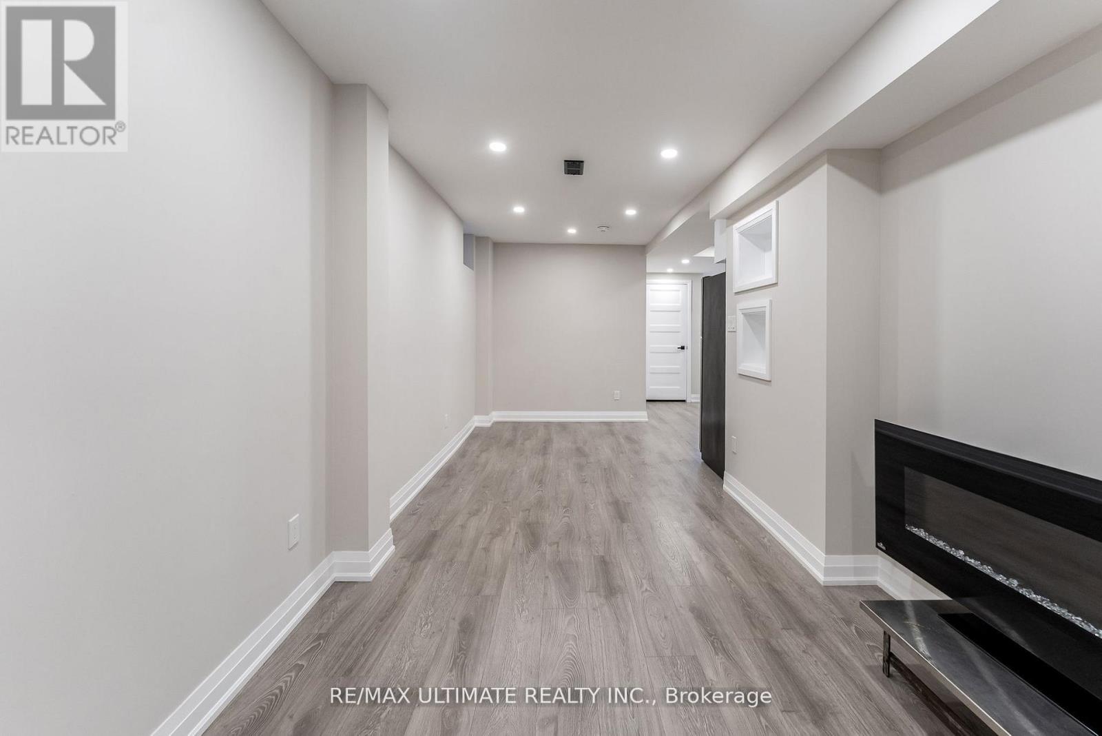 47 Mahoney Avenue, Toronto, Ontario  M6M 2H5 - Photo 34 - W13242984
