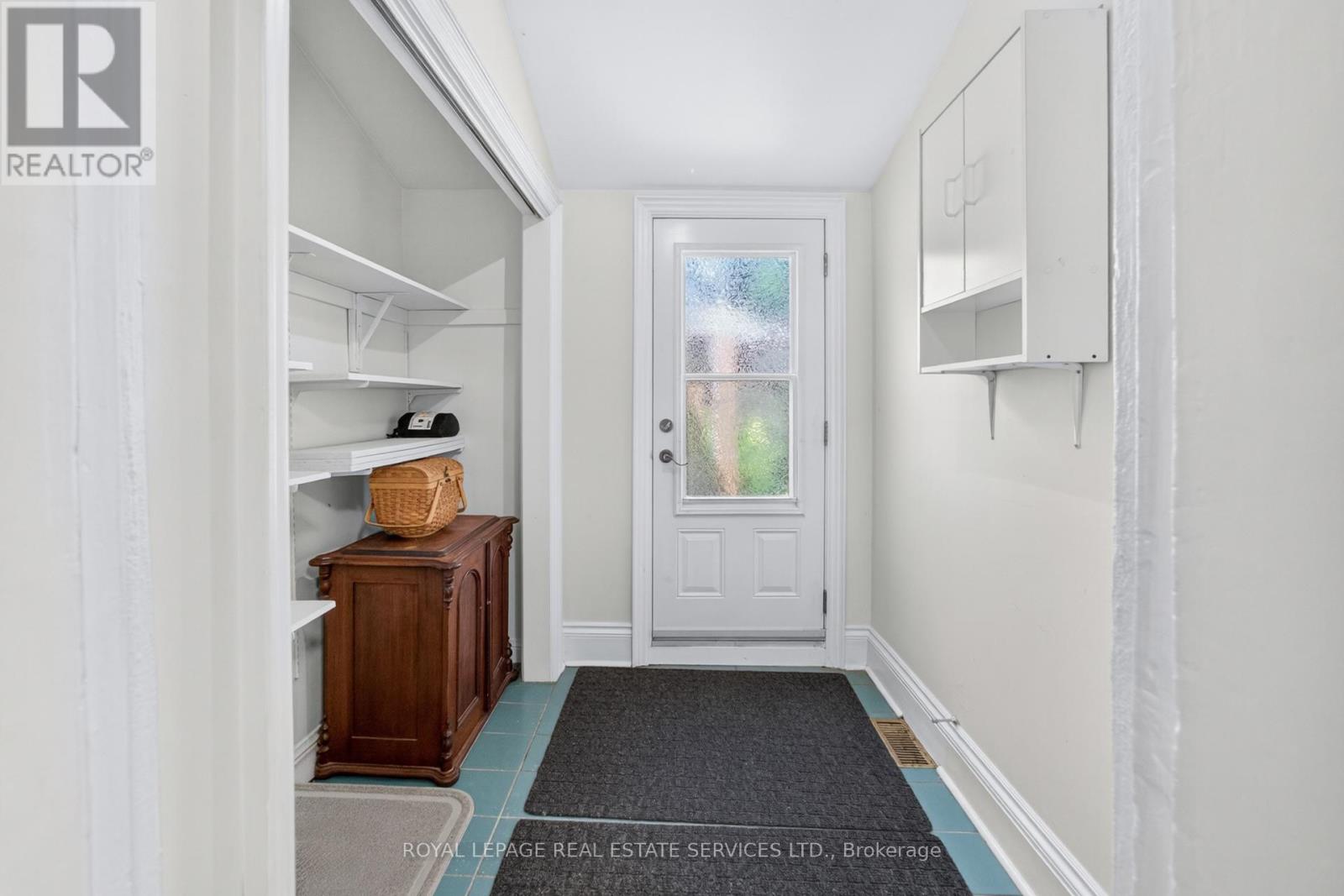 32 Hillsview Avenue, Toronto, Ontario  M6P 1J5 - Photo 20 - W13243046