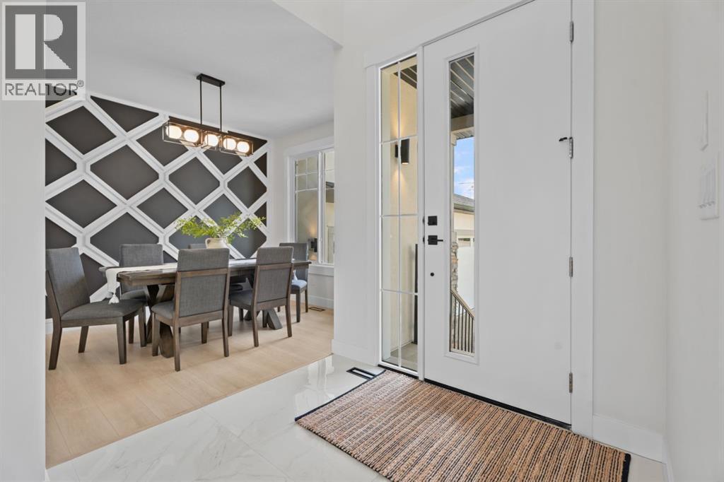 26 Cimarron Estates Gate, Okotoks, Alberta  T1S 0M9 - Photo 3 - A2313710