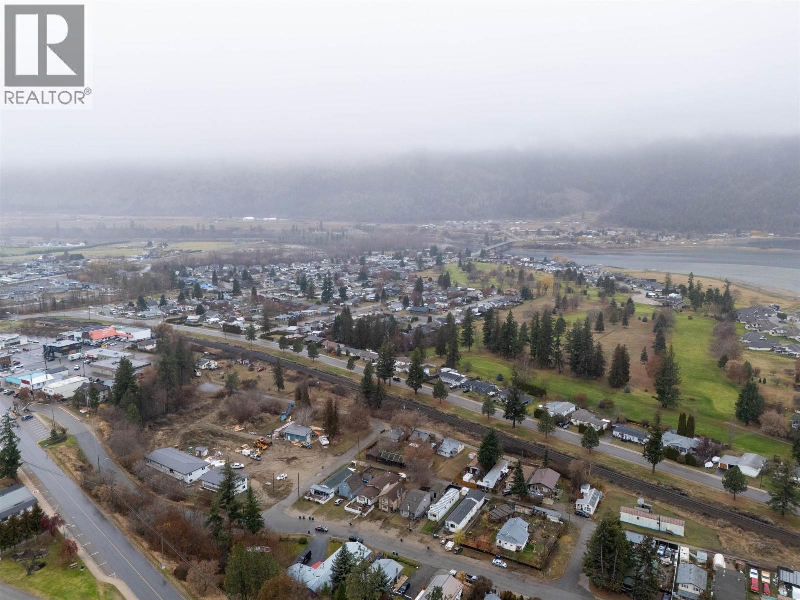 1026 Hillside Avenue, Chase, British Columbia  V0E 1M0 - Photo 26 - 10390258
