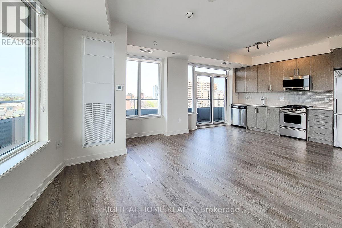 817 - 212 KING WILLIAM STREET, Hamilton, Ontario