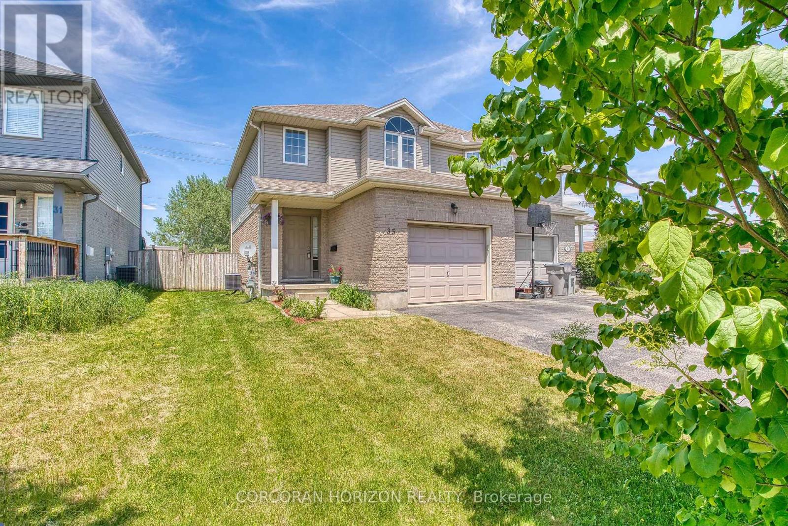 35 Lady Court, St. Marys, Ontario  N4X 1E5 - Photo 2 - X13242848