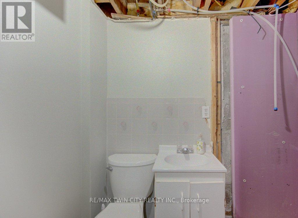 478 Wellington Street N, Kitchener, Ontario  N2H 5L5 - Photo 29 - X13242858