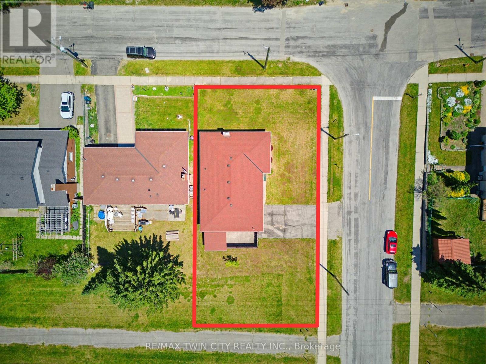 34 Volta Avenue, Kitchener, Ontario  N2A 2P8 - Photo 28 - X13242884
