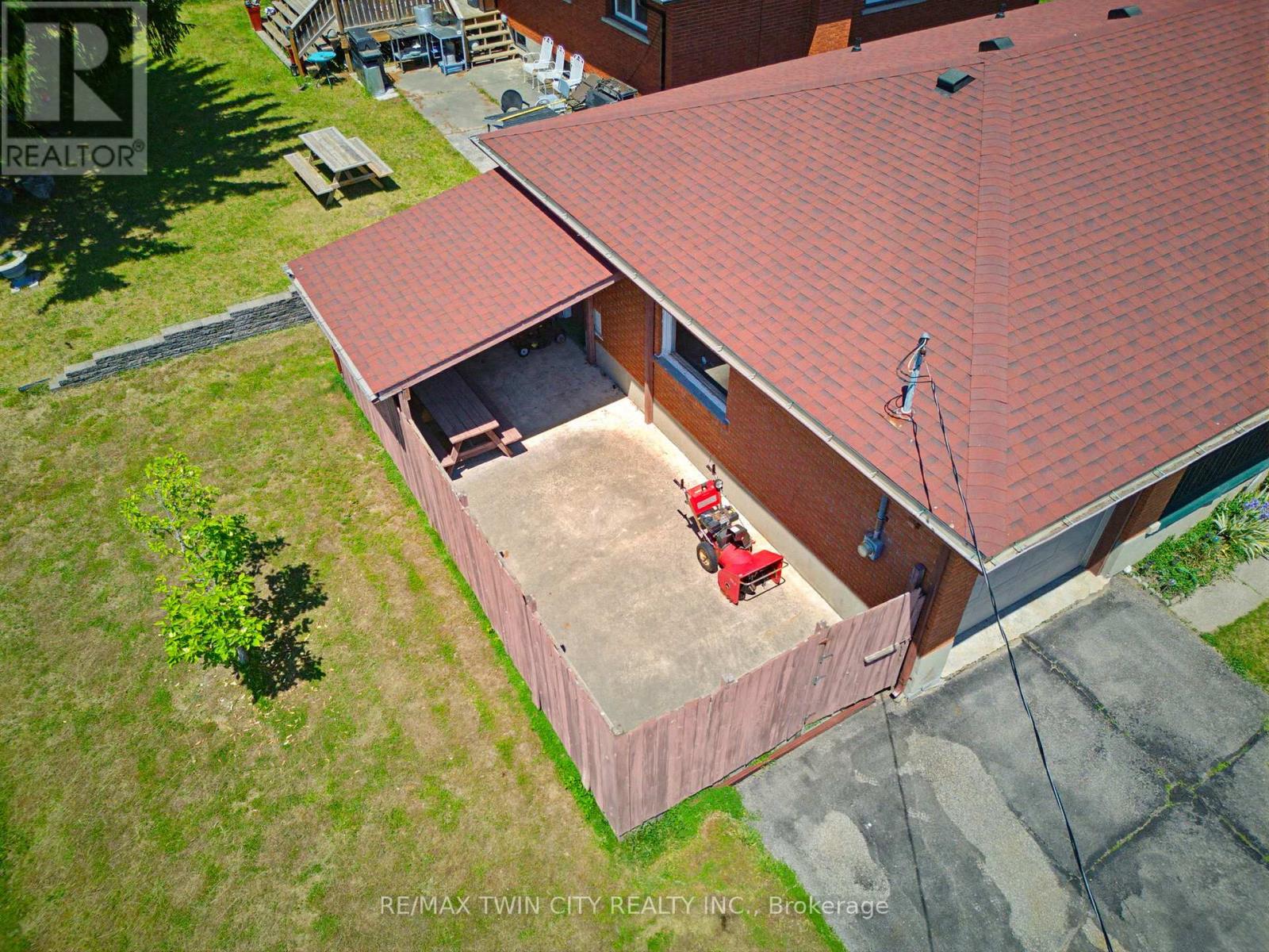 34 Volta Avenue, Kitchener, Ontario  N2A 2P8 - Photo 33 - X13242884