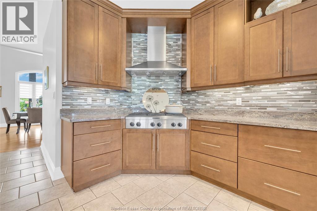 2895 Piccadilly Avenue, Tecumseh, Ontario  N0R 1L0 - Photo 11 - 26013143