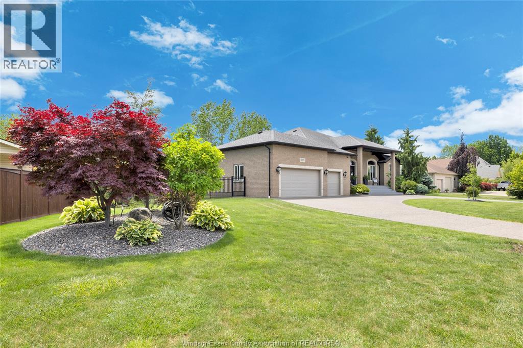 2895 Piccadilly Avenue, Tecumseh, Ontario  N0R 1L0 - Photo 4 - 26013143