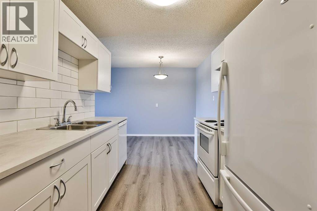 308, 85 Foxbend Crescent N, Lethbridge, Alberta  T1H 5T4 - Photo 15 - A2318038