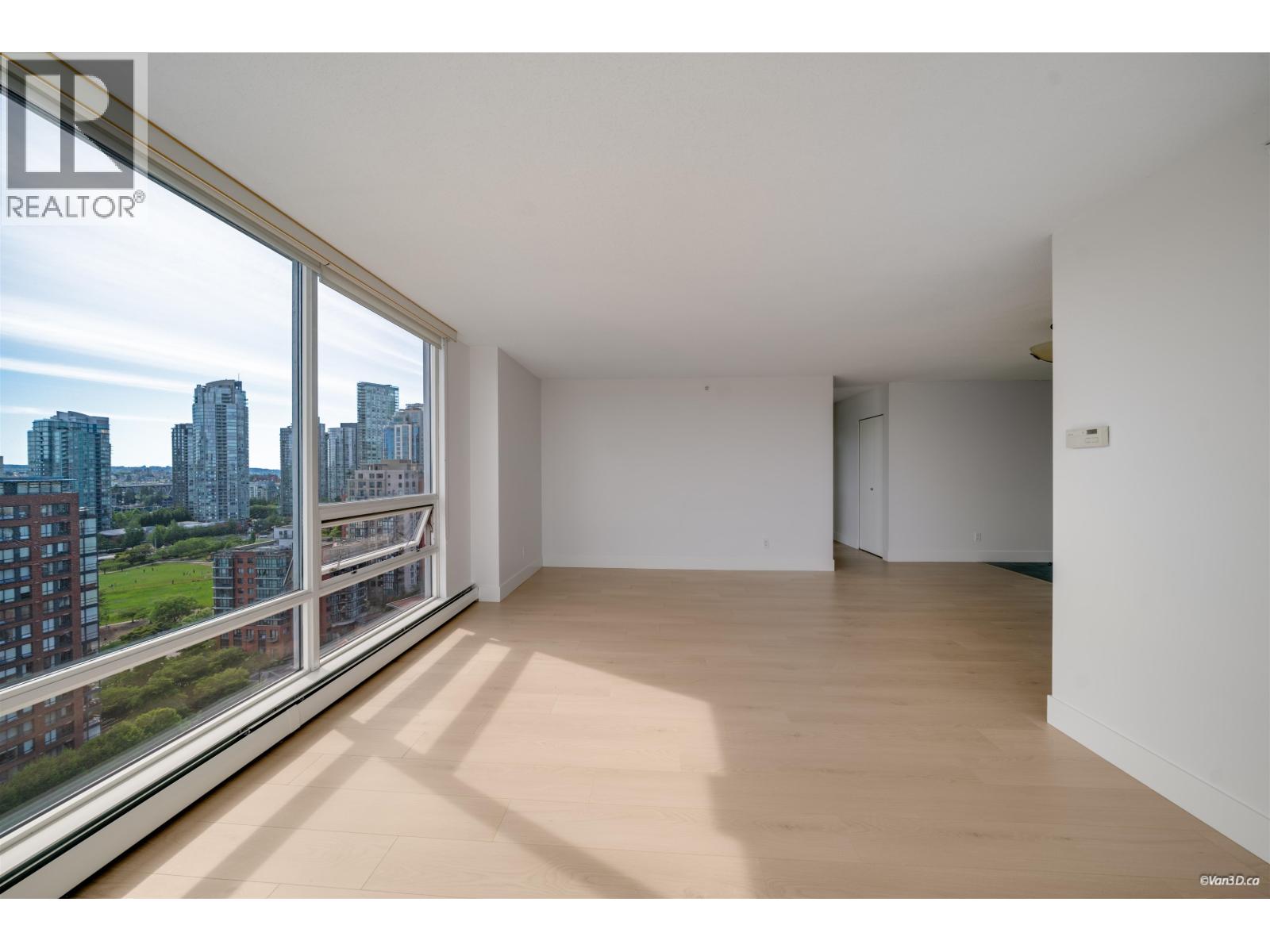 2206 1201 Marinaside Crescent, Vancouver, British Columbia  V6Z 2V2 - Photo 23 - R3132360