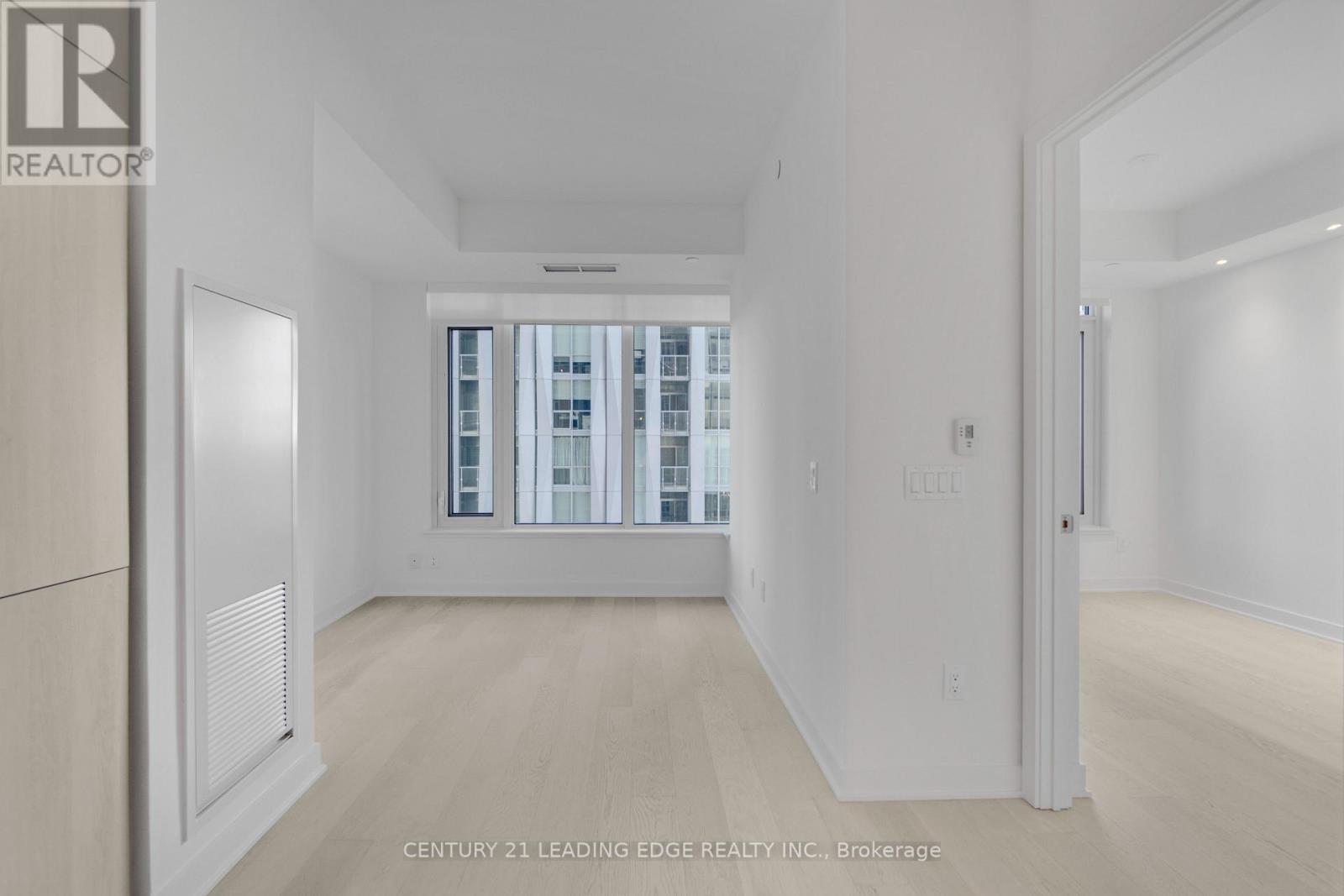 3906 - 11 Yorkville Avenue, Toronto, Ontario  M4W 0B7 - Photo 14 - C13243108