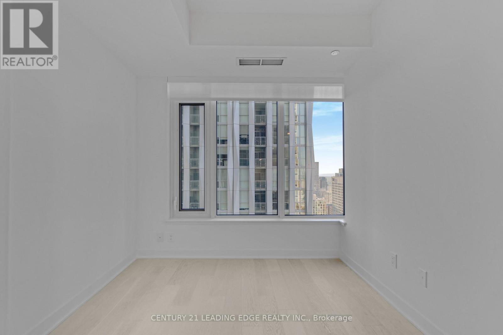 3906 - 11 Yorkville Avenue, Toronto, Ontario  M4W 0B7 - Photo 15 - C13243108