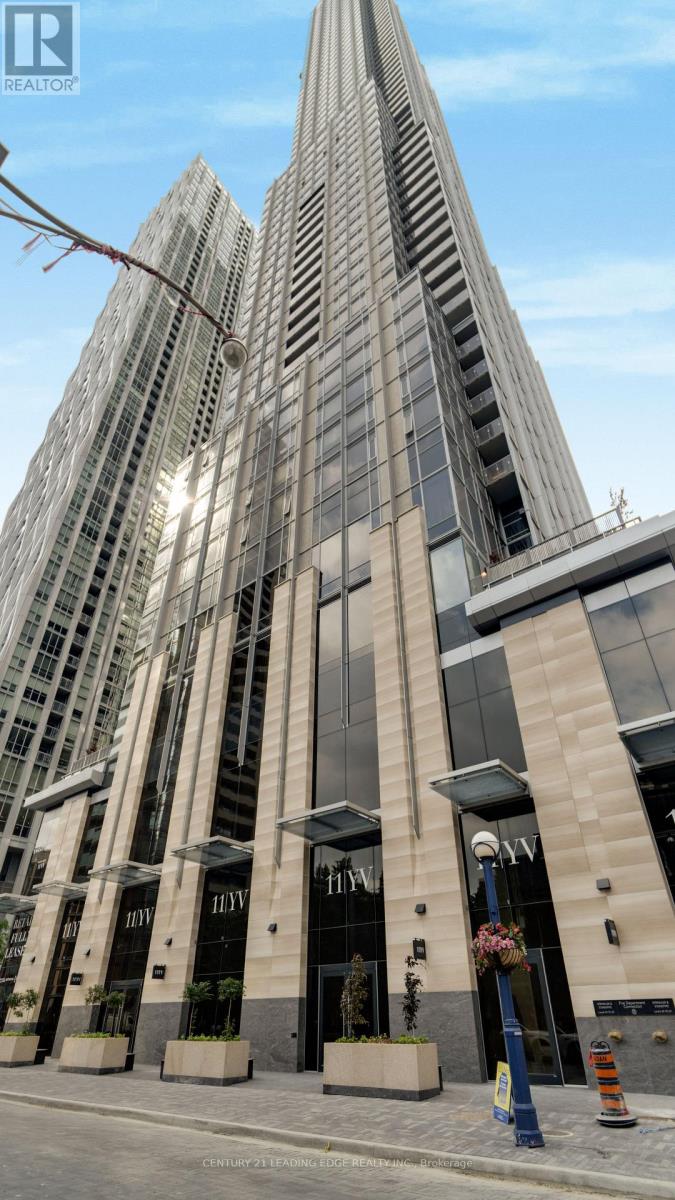 3810 - 11 Yorkville Avenue, Toronto, Ontario  M4W 0B7 - Photo 2 - C13243146