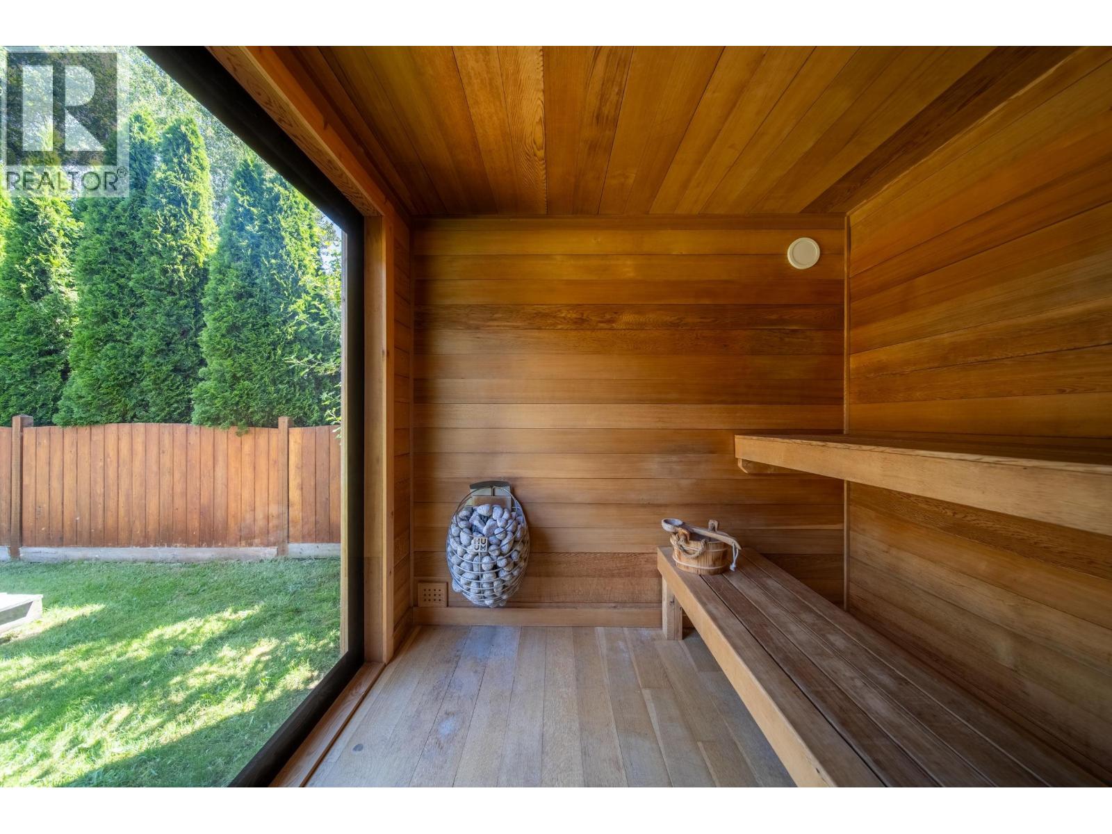 41510 Government Road, Squamish, British Columbia  V0N 3G0 - Photo 12 - R3132380