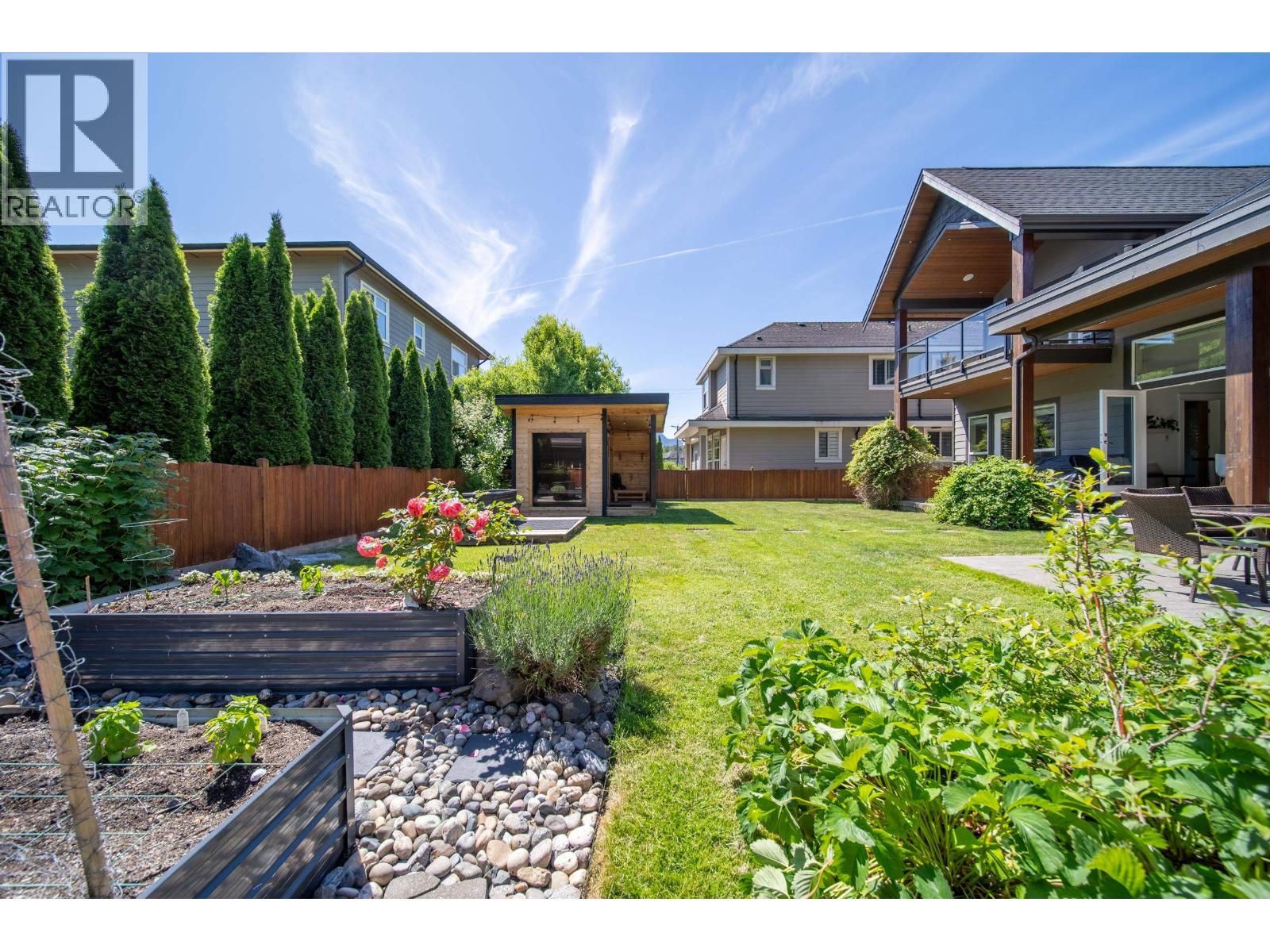 41510 Government Road, Squamish, British Columbia  V0N 3G0 - Photo 16 - R3132380