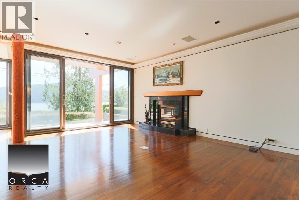 687 Beachview Drive, North Vancouver, British Columbia  V7G 1P8 - Photo 8 - R3132354
