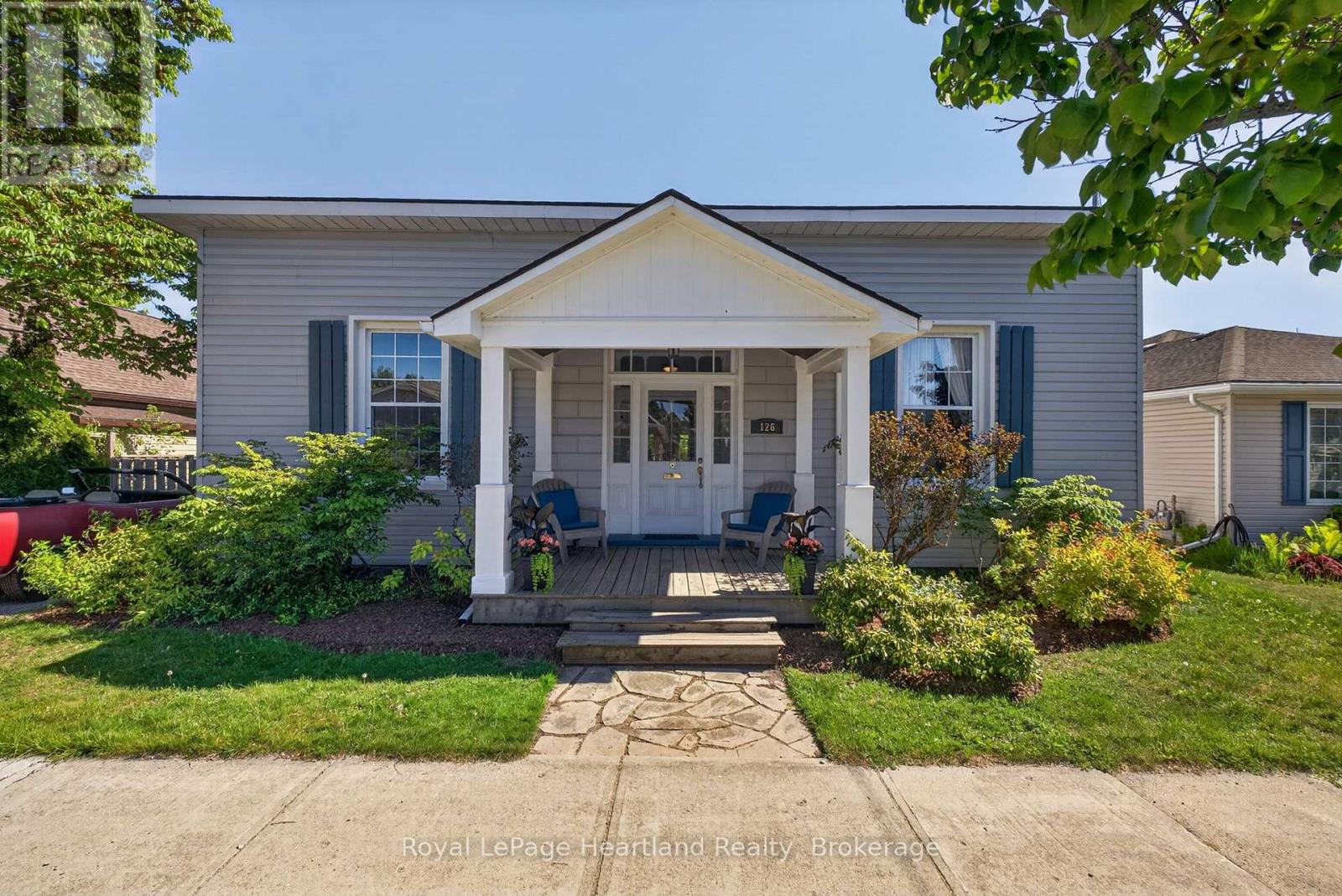 126 St David Street, Goderich, Ontario  N7A 1L6 - Photo 1 - X13243198