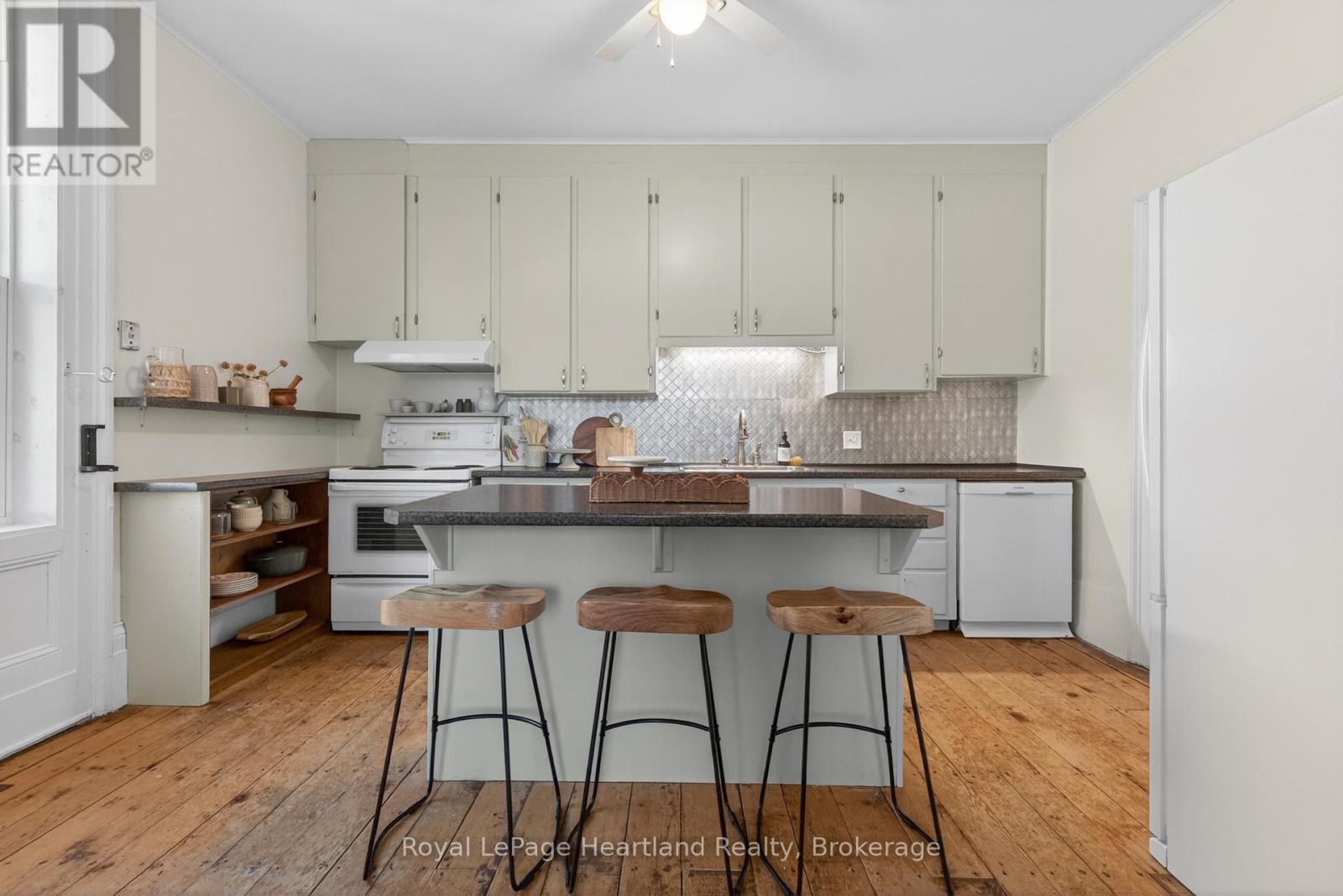 126 St David Street, Goderich, Ontario  N7A 1L6 - Photo 13 - X13243198