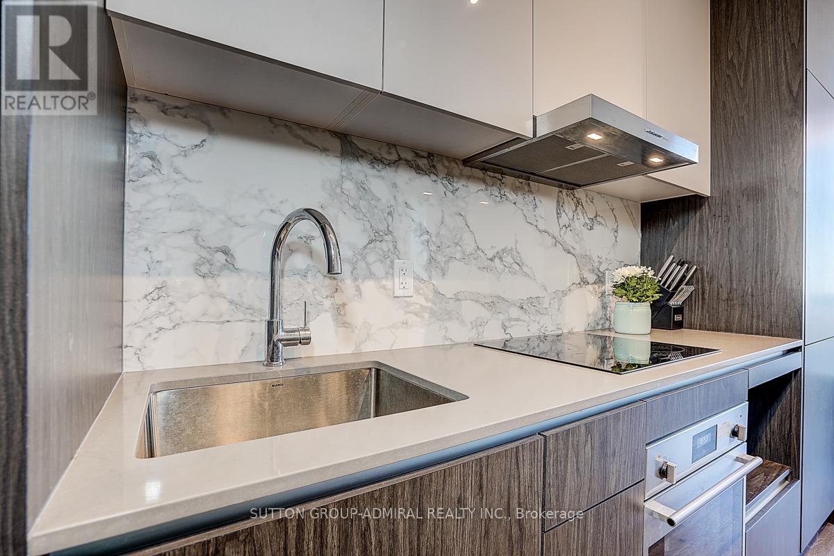 612 - 28 Interchange Way, Vaughan, Ontario  L4K 0P8 - Photo 10 - N13243168