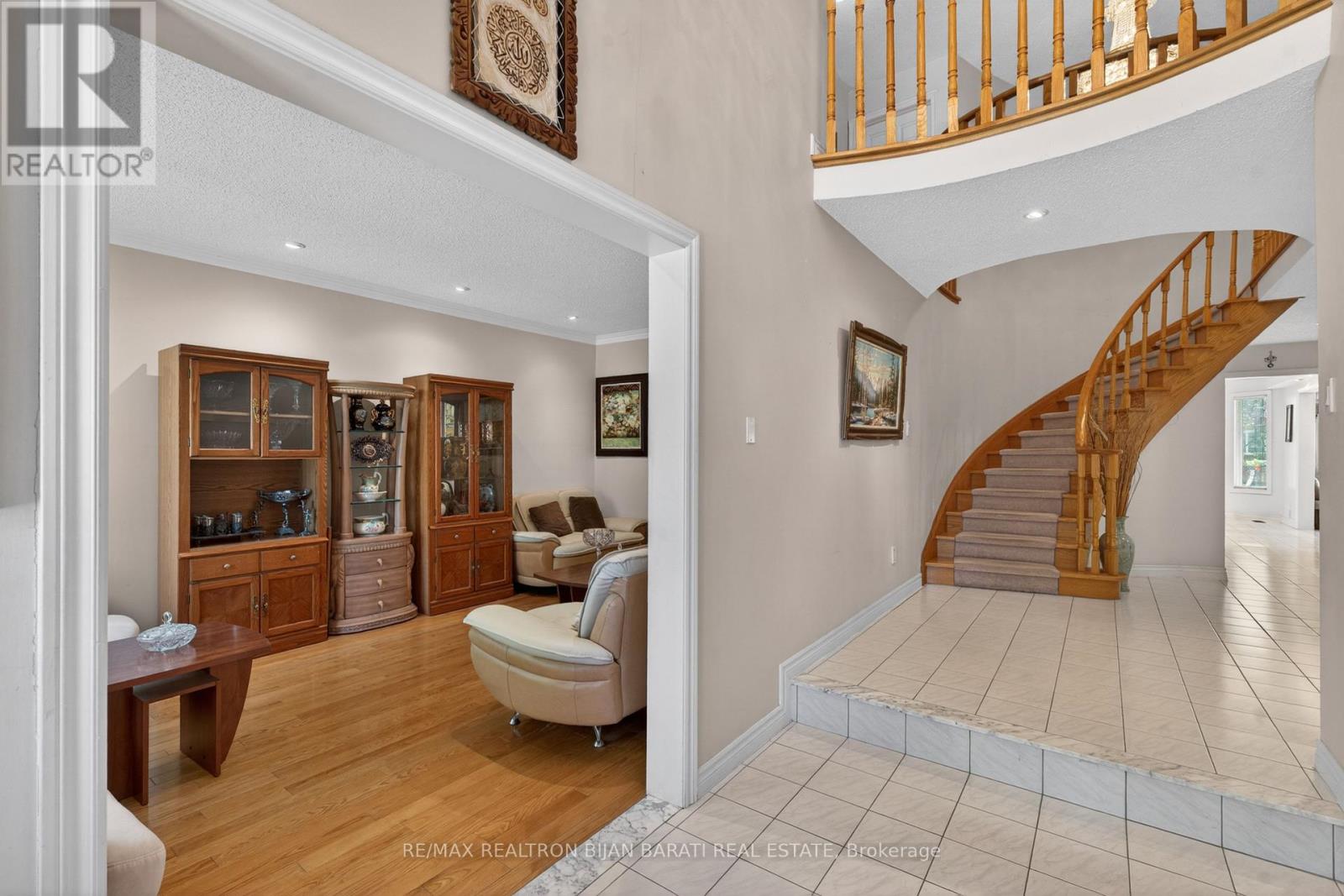 15 Lisa Crescent, Richmond Hill, Ontario  L4B 3J4 - Photo 10 - N13243192
