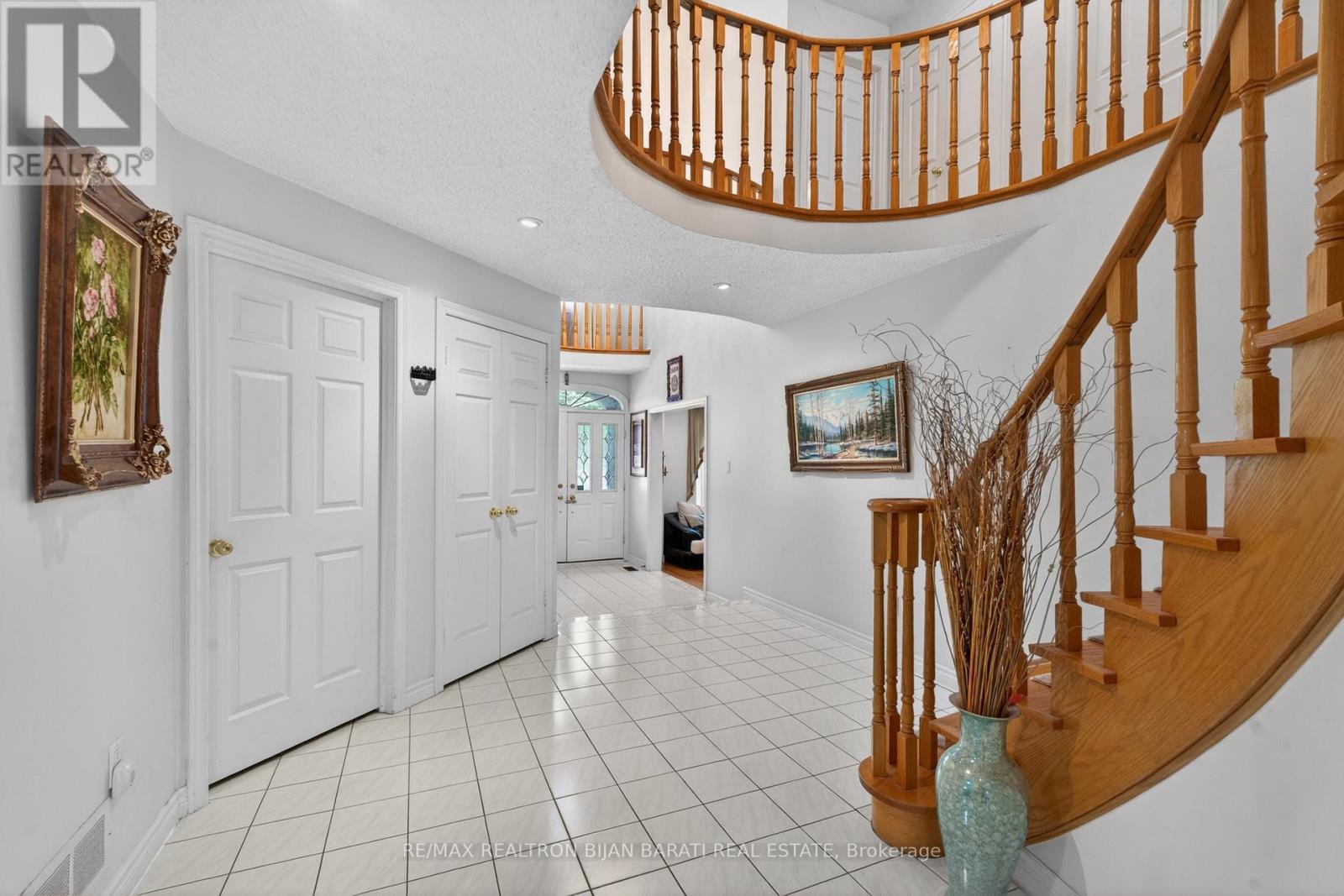 15 Lisa Crescent, Richmond Hill, Ontario  L4B 3J4 - Photo 12 - N13243192