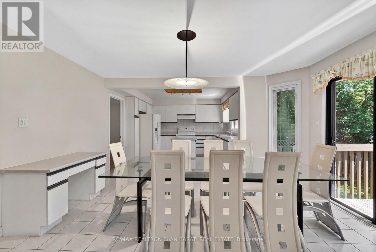 15 Lisa Crescent, Richmond Hill, Ontario  L4B 3J4 - Photo 18 - N13243192