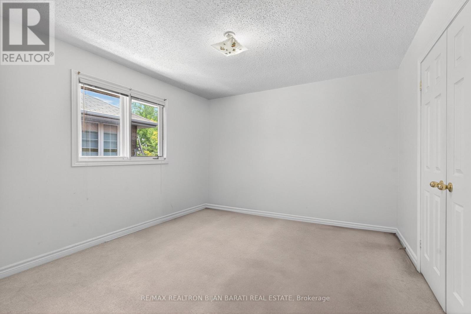 15 Lisa Crescent, Richmond Hill, Ontario  L4B 3J4 - Photo 35 - N13243192
