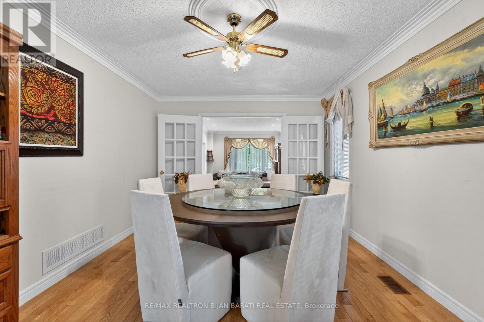 15 Lisa Crescent, Richmond Hill, Ontario  L4B 3J4 - Photo 7 - N13243192