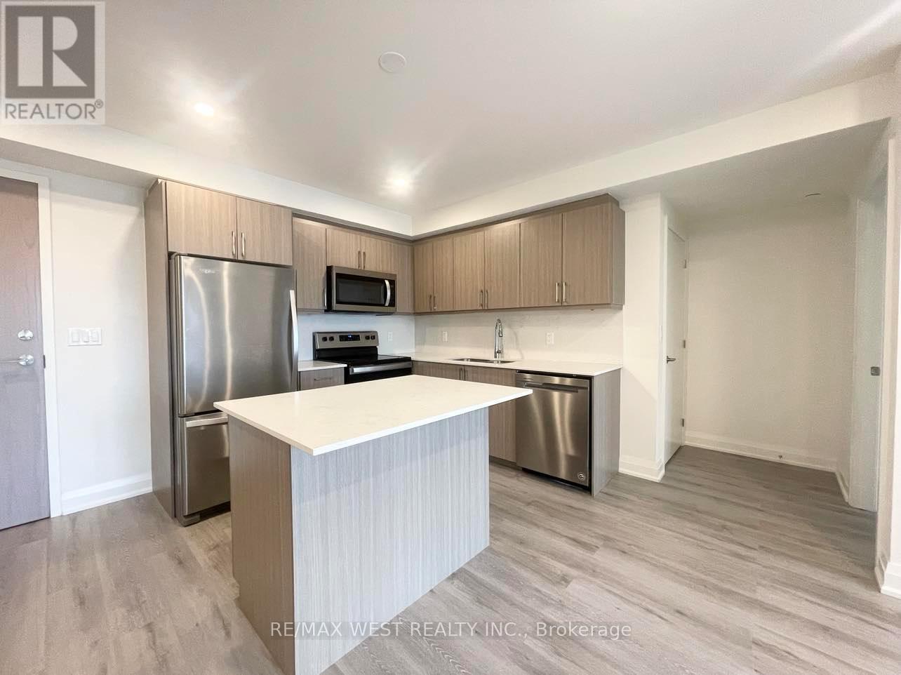 301 - 58 Lakeside Terrace, Barrie (Little Lake), Ontario  L4M 0L5 - Photo 4 - S13243116