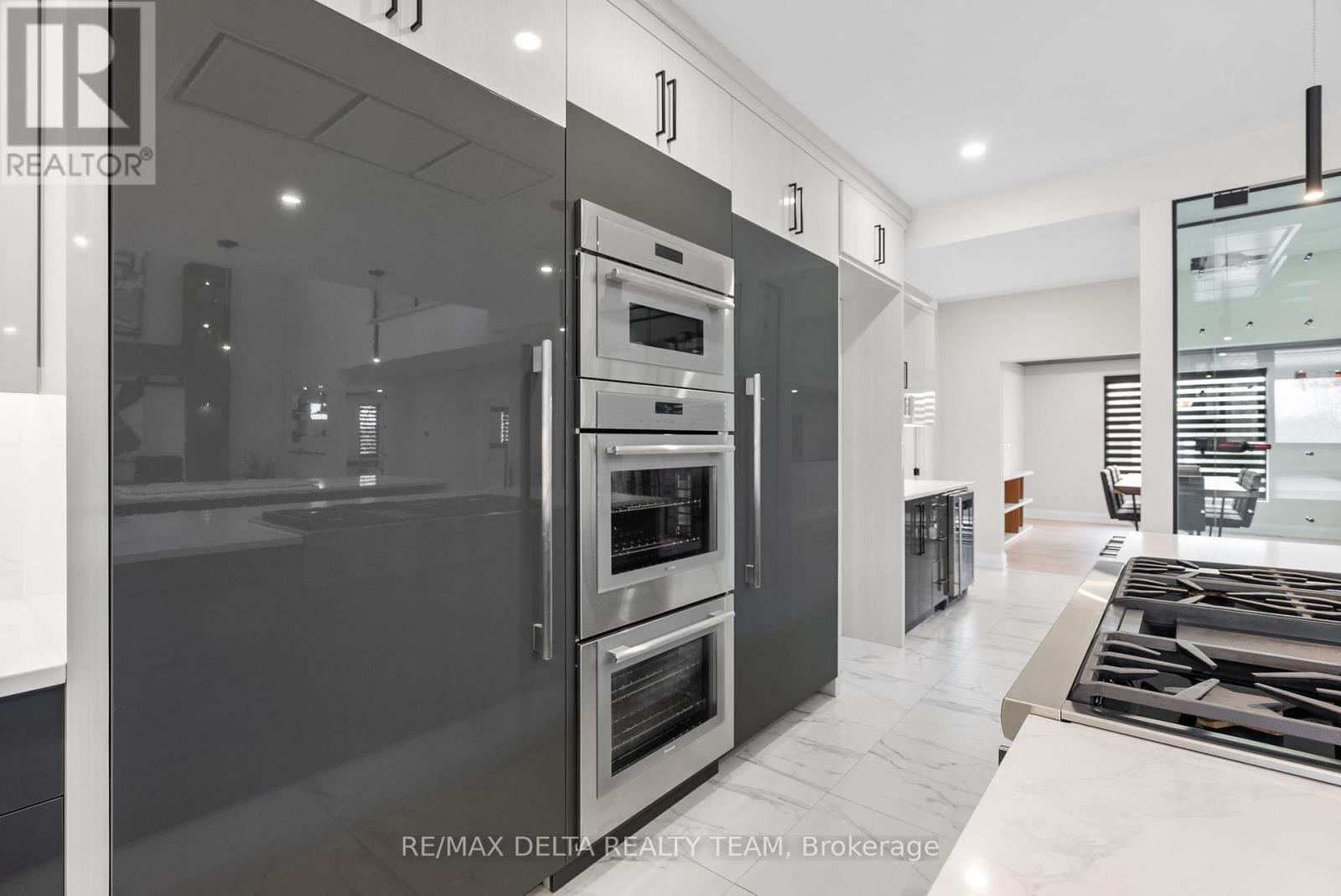 663 Ballycastle Crescent, Ottawa, Ontario  K1X 0A3 - Photo 13 - X12948244