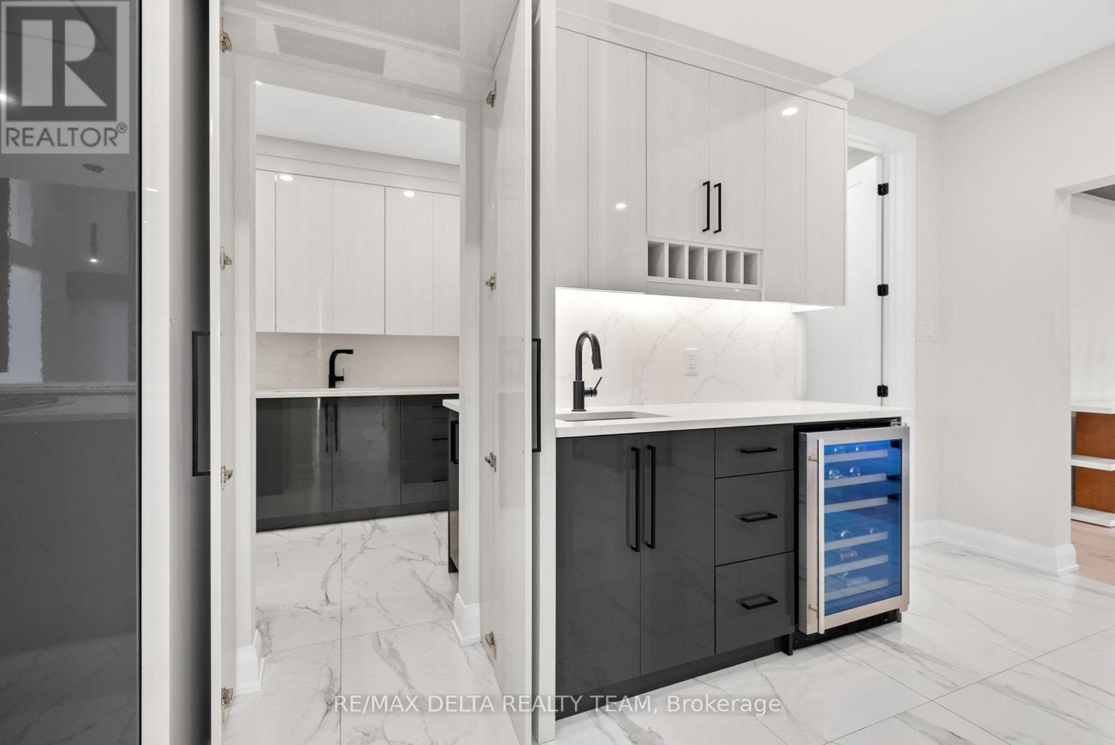 663 Ballycastle Crescent, Ottawa, Ontario  K1X 0A3 - Photo 15 - X12948244