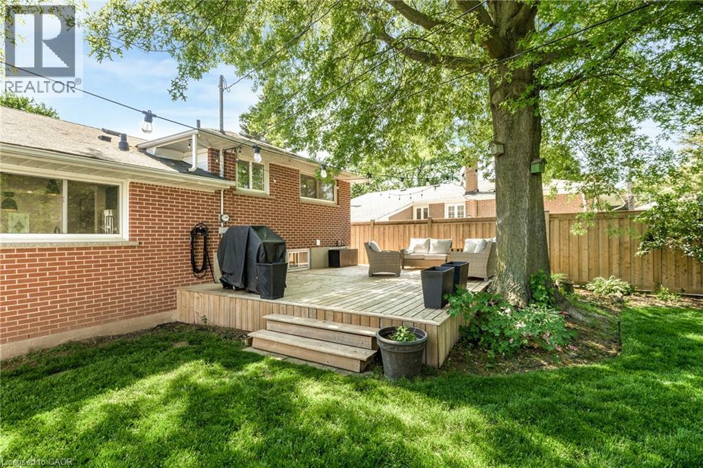 377 Duncombe Drive, Burlington, Ontario  L7L 4M2 - Photo 28 - 40836536
