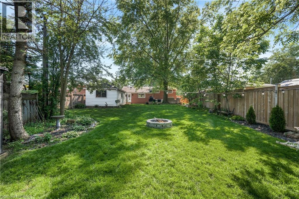 377 Duncombe Drive, Burlington, Ontario  L7L 4M2 - Photo 34 - 40836536
