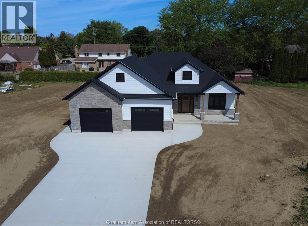 71 Rosewood Crescent, Chatham, Ontario  N7M 0P4 - Photo 4 - 26013037