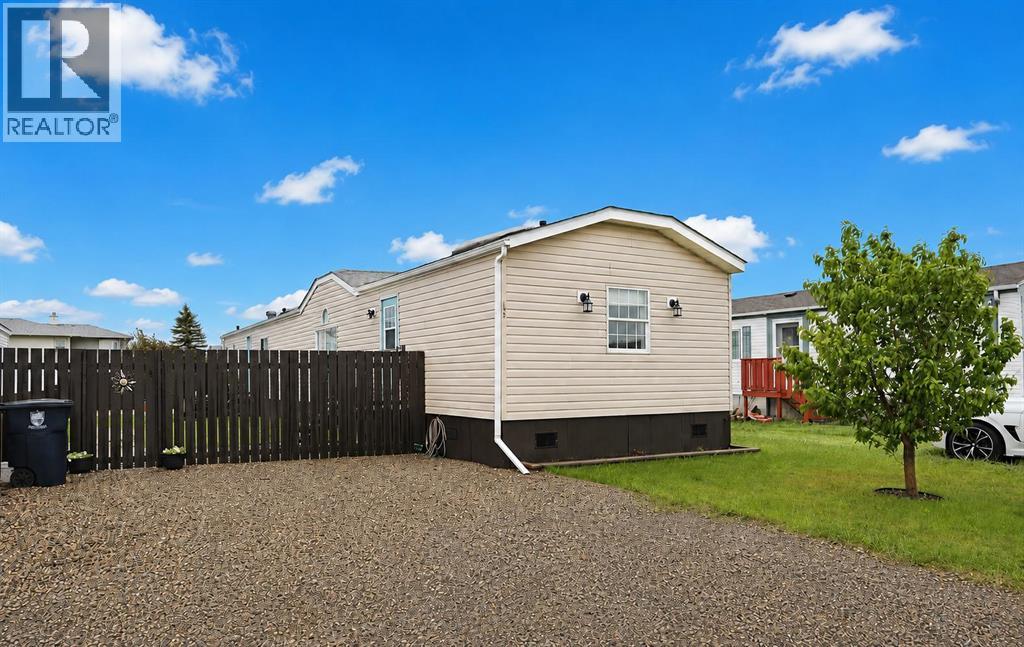 23 Meadowlake Gate E, brooks, Alberta