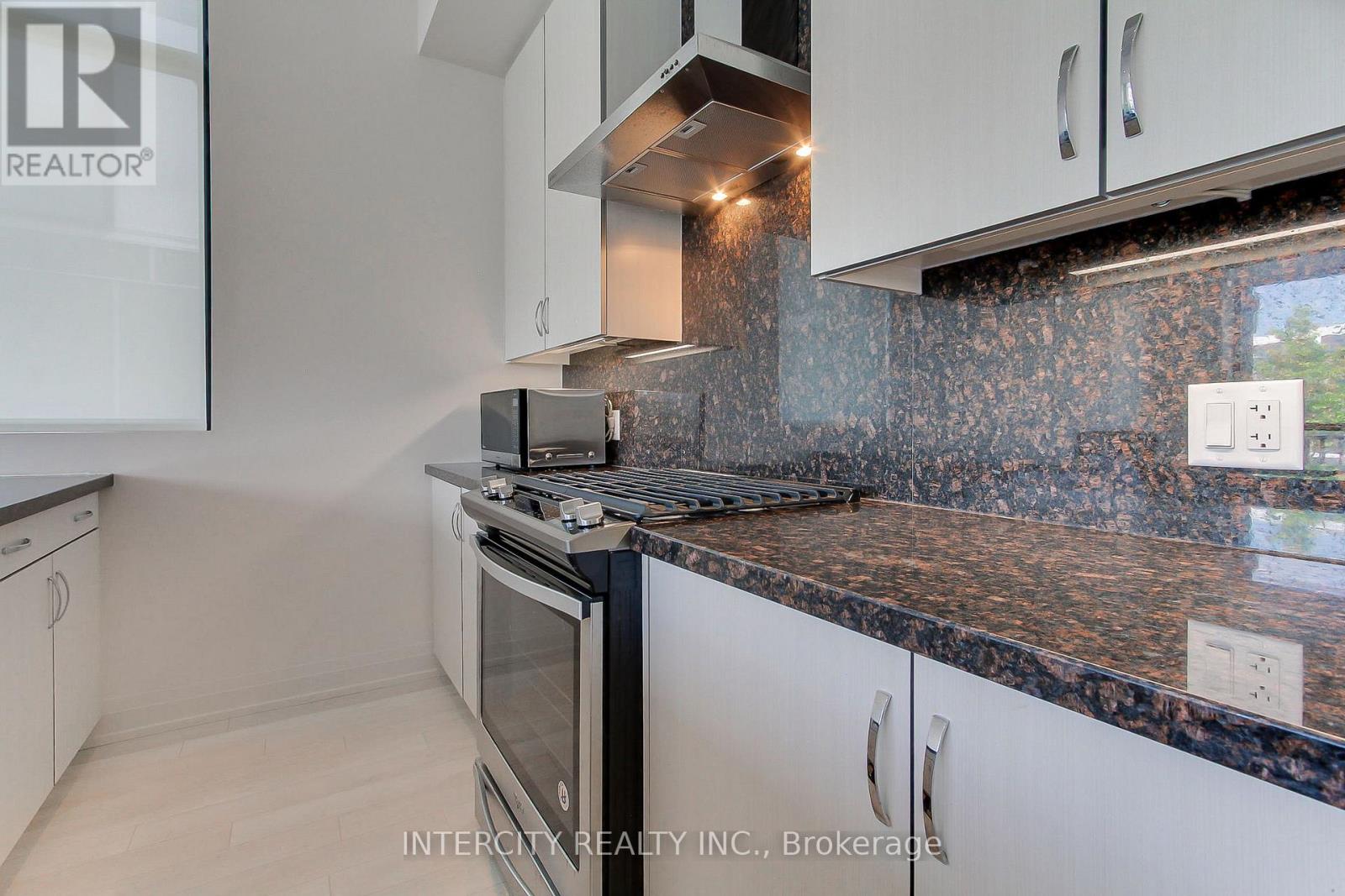 3545 Riva Avenue, Innisfil, Ontario  L9S 0L5 - Photo 8 - N13243162