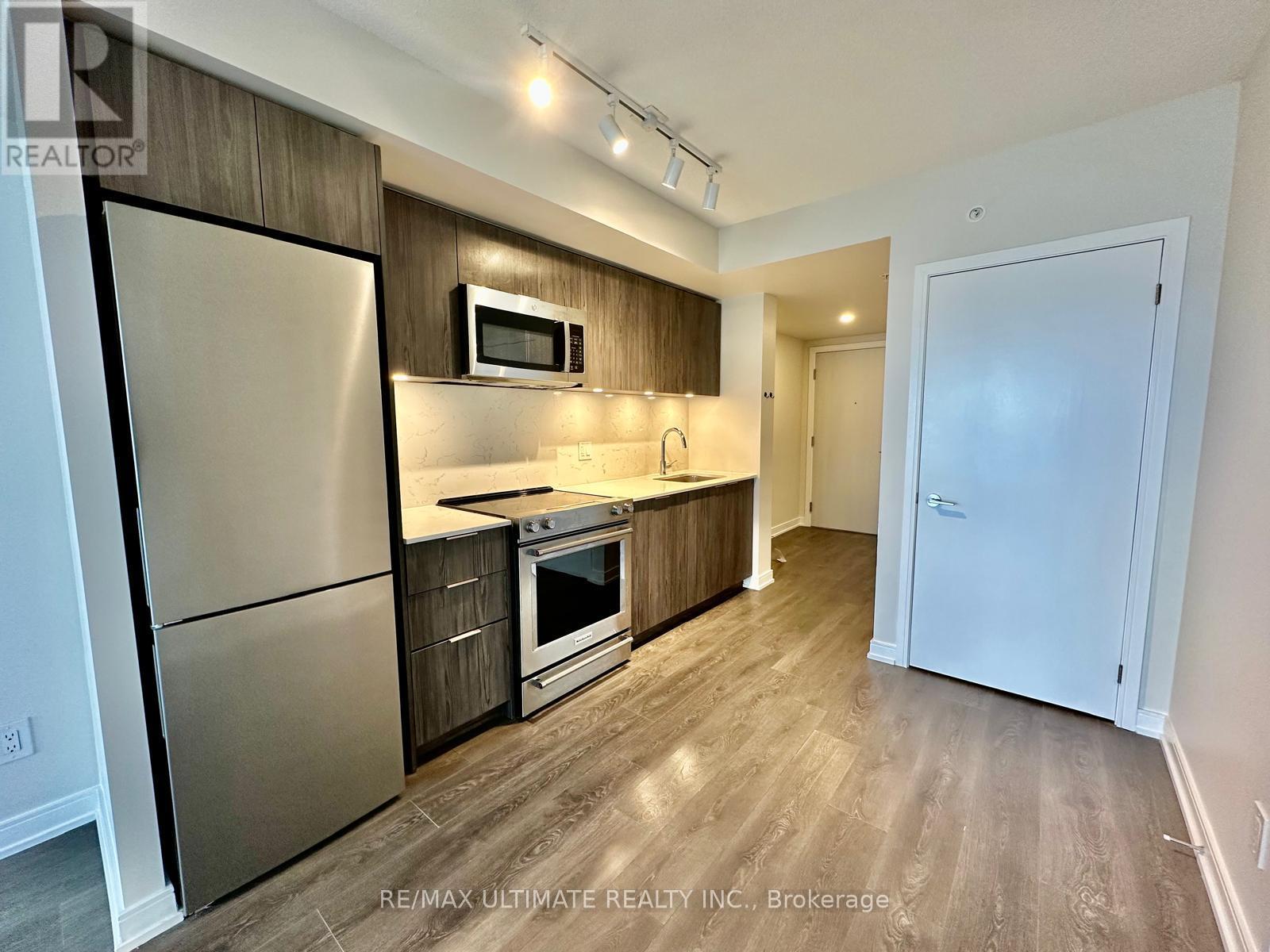 1611 - 30 Samuel Wood Way, Toronto, Ontario  M9B 0C9 - Photo 4 - W13243094