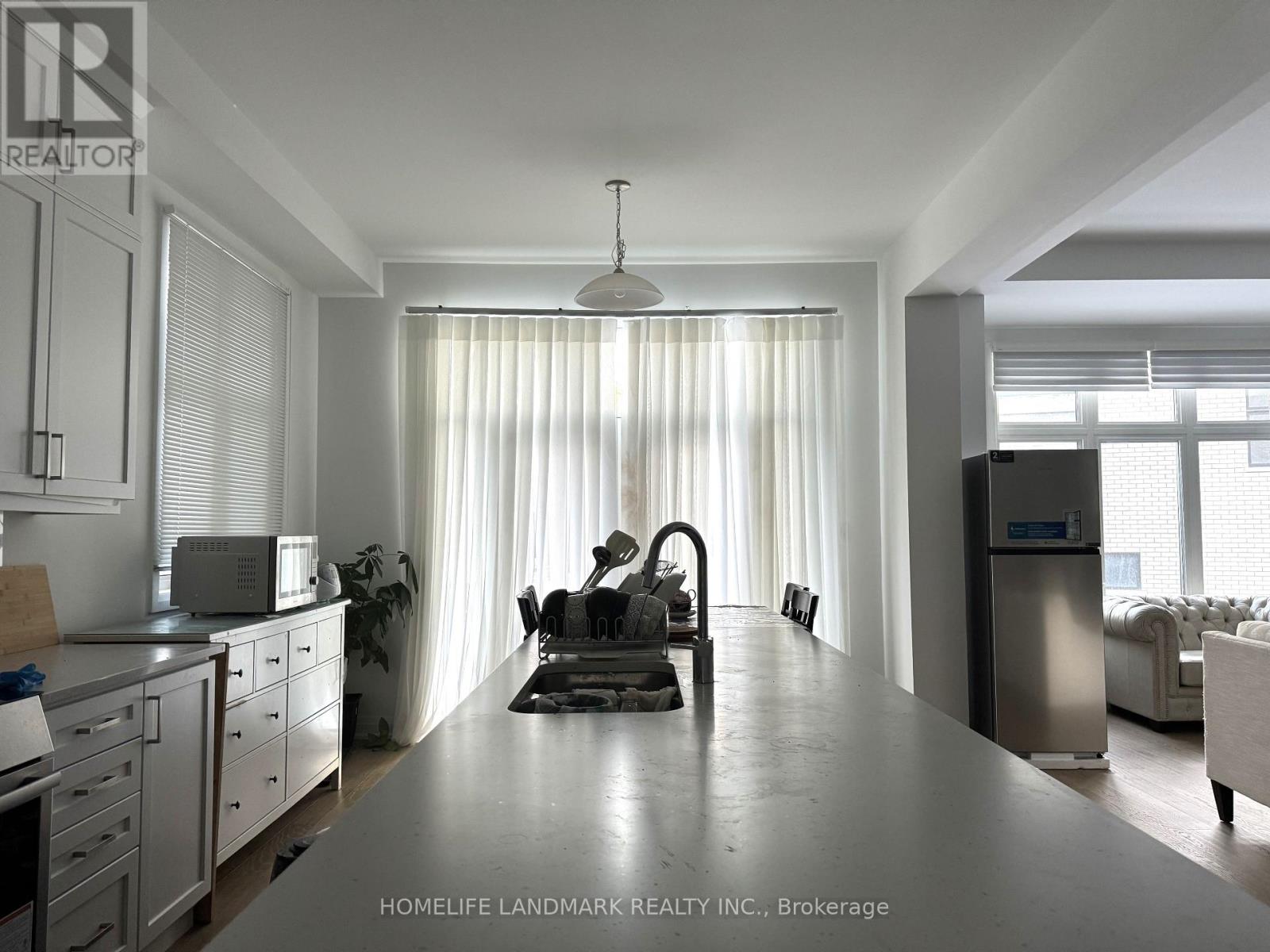 Master - 3036 William Cutmore Boulevard, Oakville, Ontario  L6H 7W8 - Photo 6 - W13243132